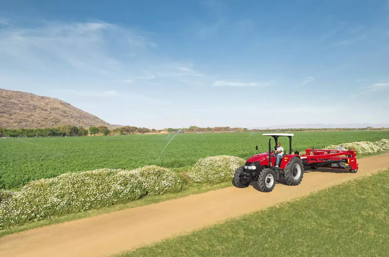 Tractors Farmall JXM
