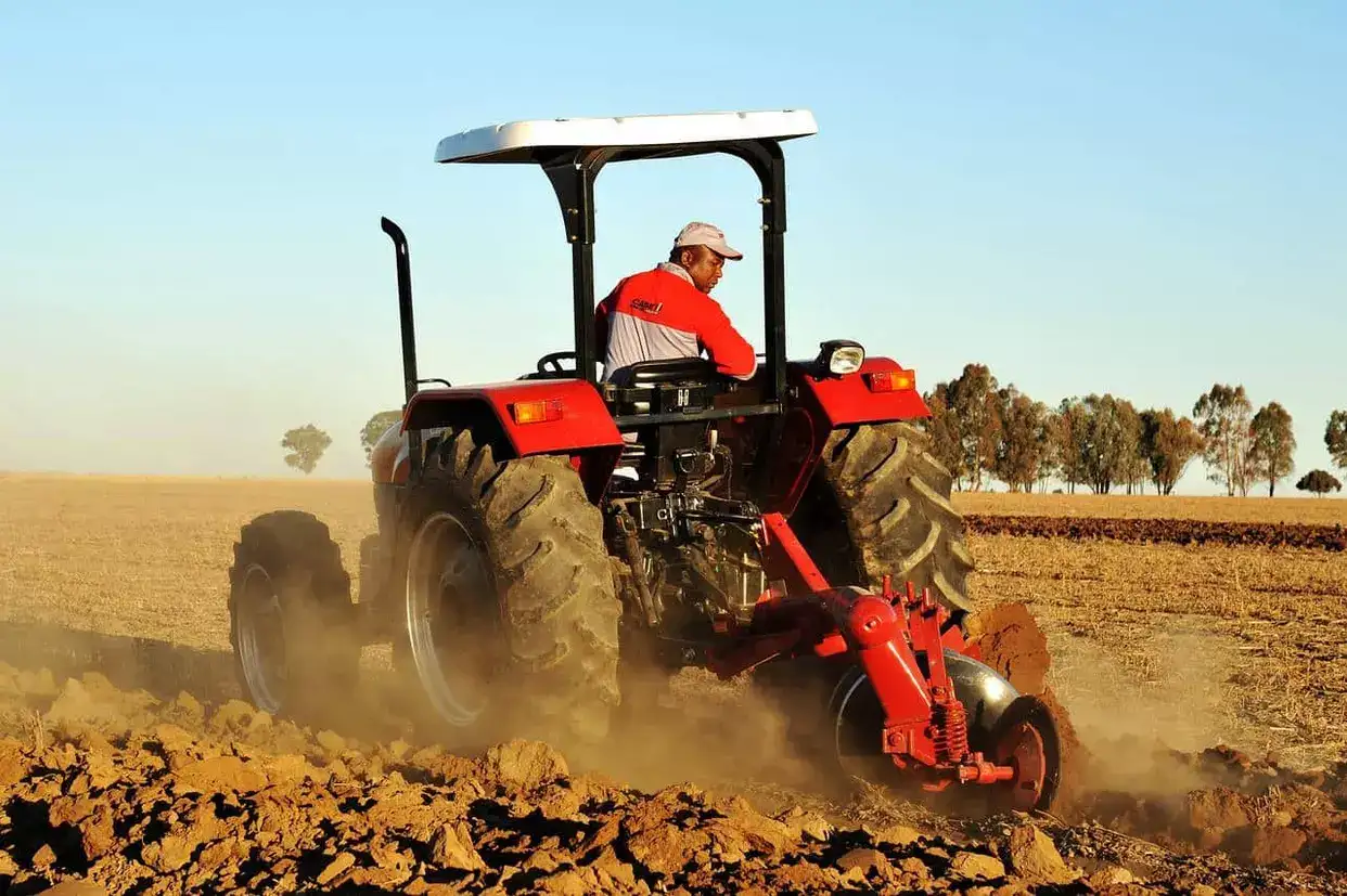 Smooth operation with JXT hydraulics