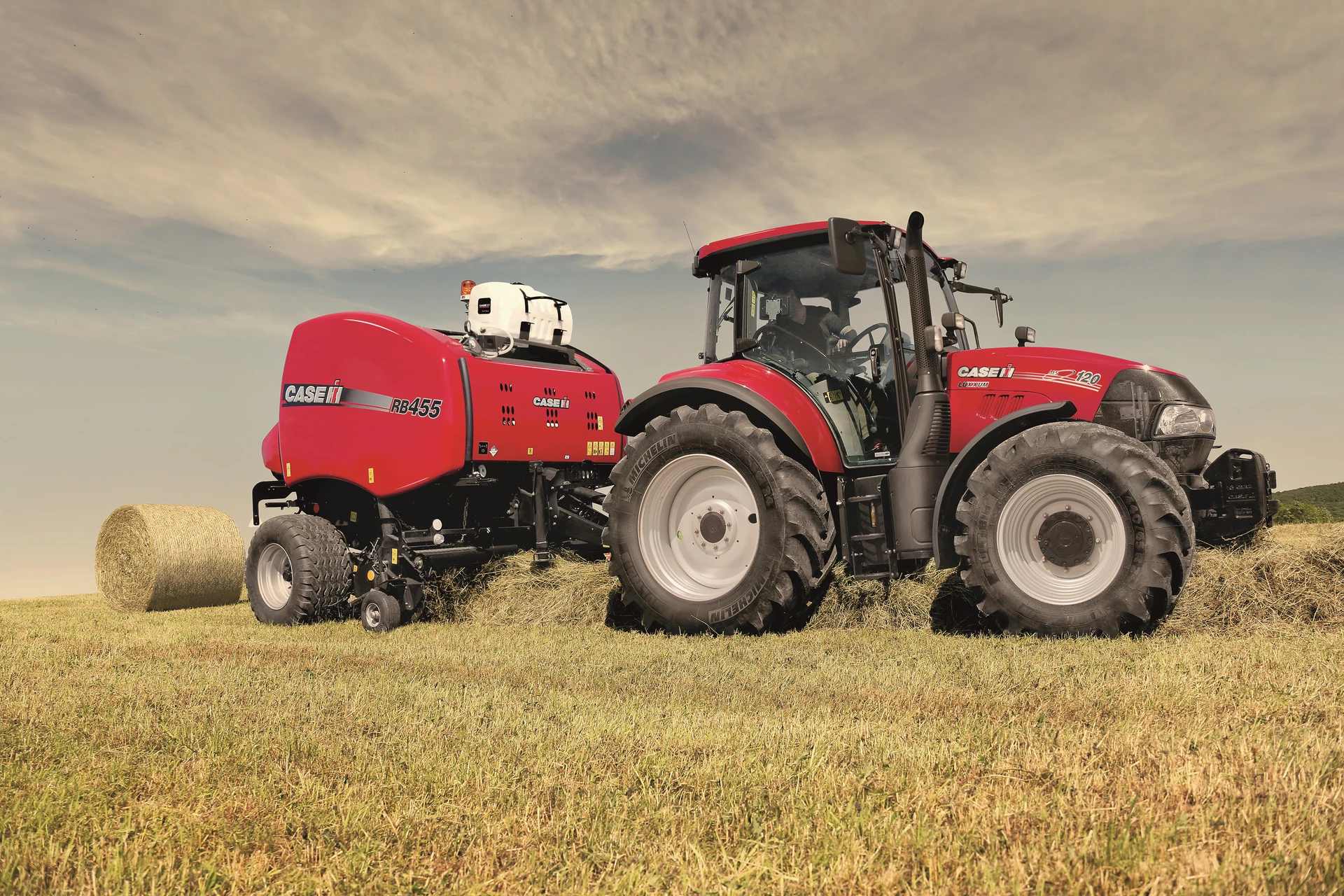 RB455 Variable Chamber Baler